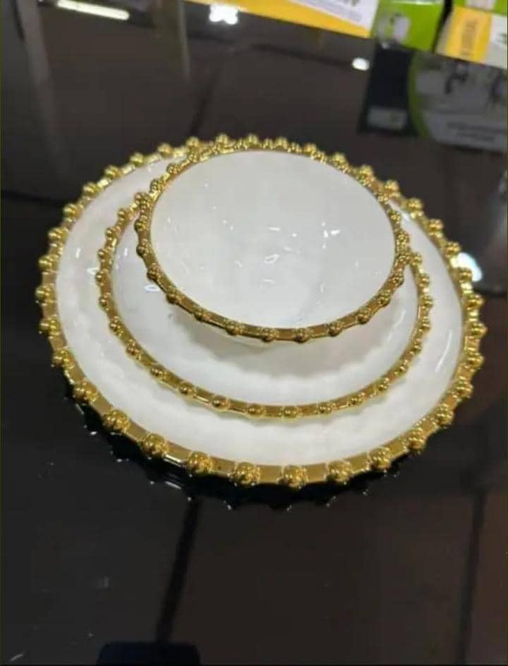 ASSIETTE DE SERVICE